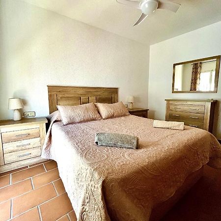 קוניל דה לה פרונטרה Apartamento En El Casco Historico, A 5 Min Playa. מראה חיצוני תמונה